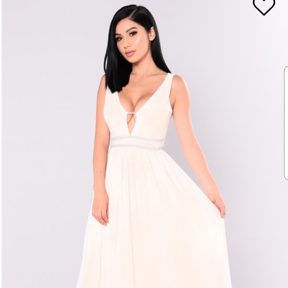 Vivian maxi dress Cream FINAL PRICE 🎉🎉